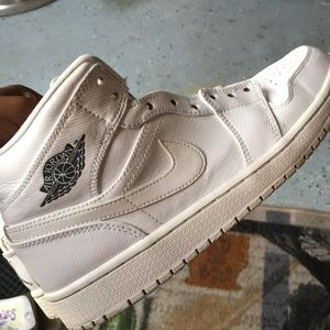 Air Jordan 1 sneakers
